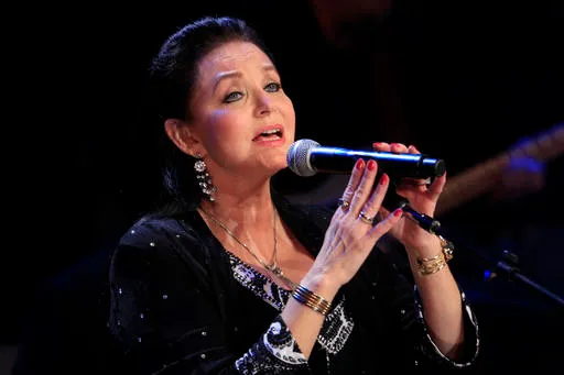 Crystal Gayle tickets